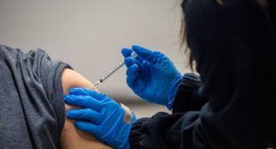 Half of Adults Infected in Latest COVID-19 Outbreak Were Fully Vaccinated: Israeli Official