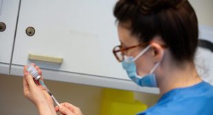 Data Suggest Vaccines Make ‘Limited Difference in Infectiousness’ of Delta Variant: PHE